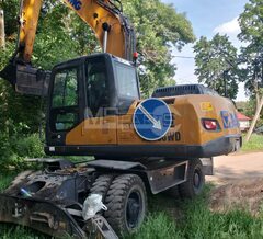 Техническое обслуживание колесного экскватора XCMG XE180WD